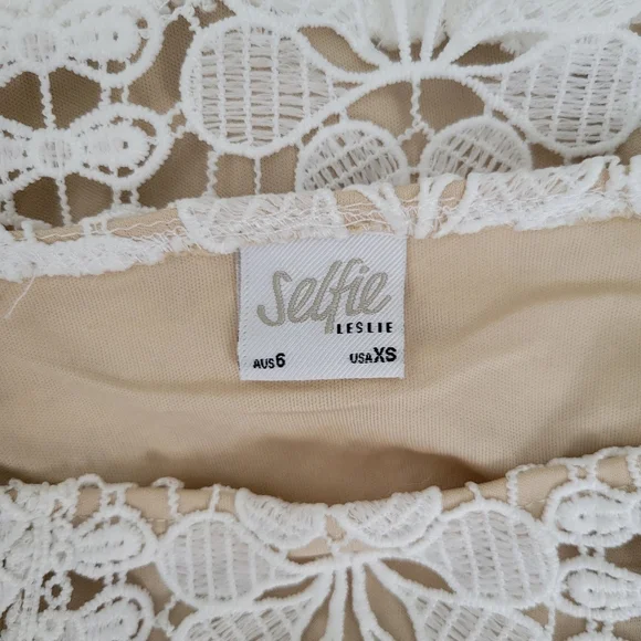 Two-Piece Set Tallulah Lace Off-Shoulder Top & Skirt - Picture 6 of 8